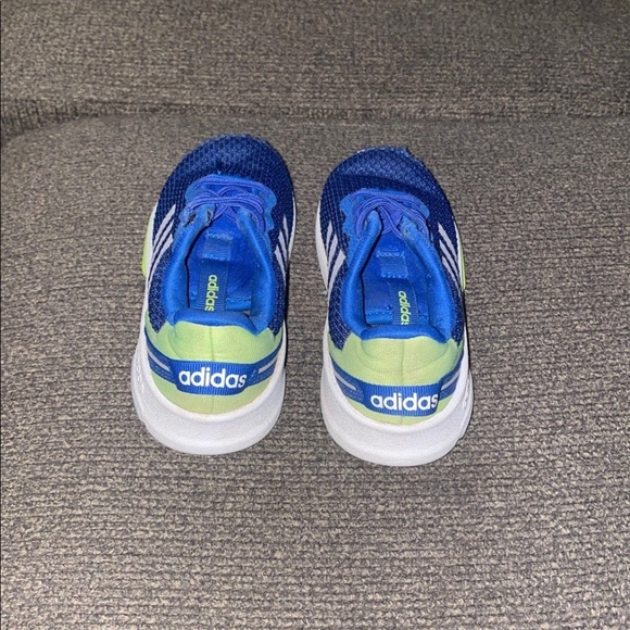 Adidas blue toddler shoes size 7c - Picture 2 of 4